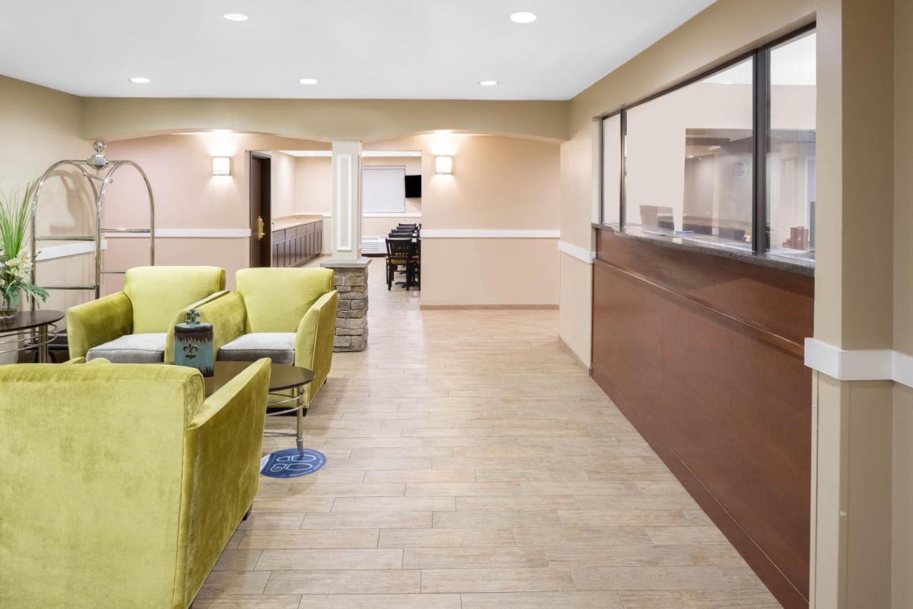 Fairbridge Inn Express ניאק מראה חיצוני תמונה